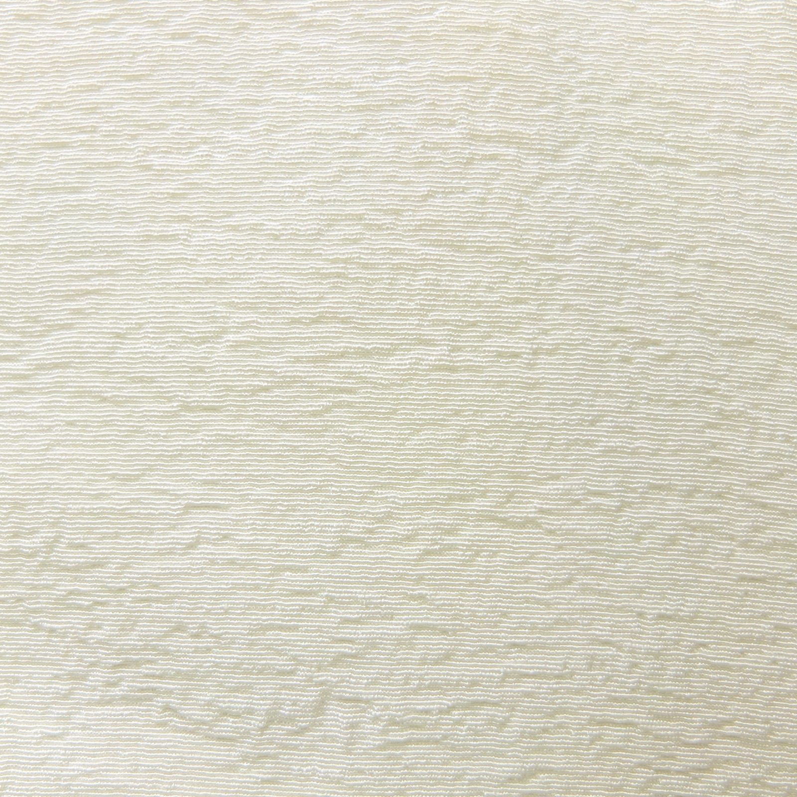 品のある優しい肌うつりに 生成り 絹半衿 – とみひろ